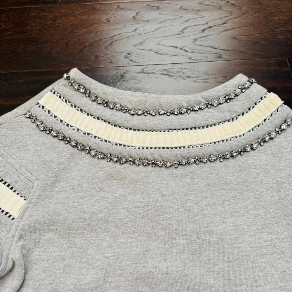 Tracksuit - Picture 3 of 4